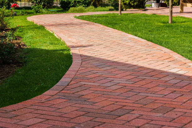Professional Driveway Pavers in Town And Country, MO